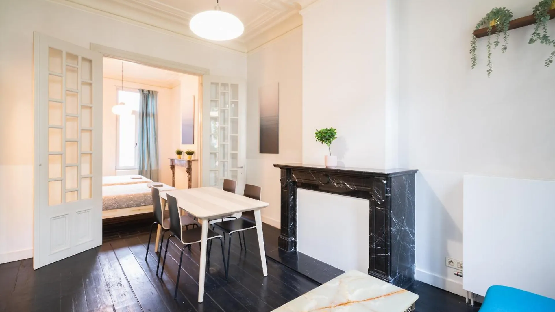 Apartment Charming Nationale Street Residence Antwerp