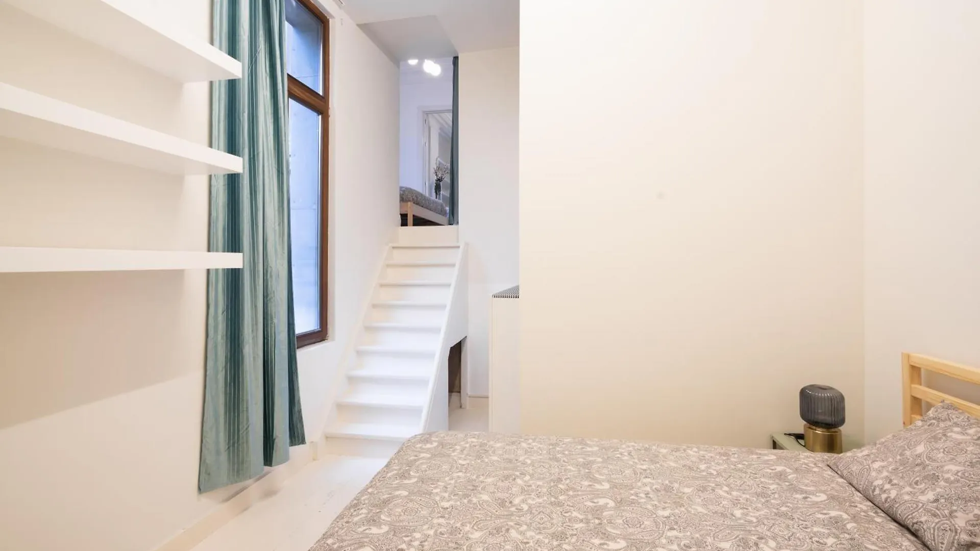 Charming Nationale Street Residence Antwerp 0*,