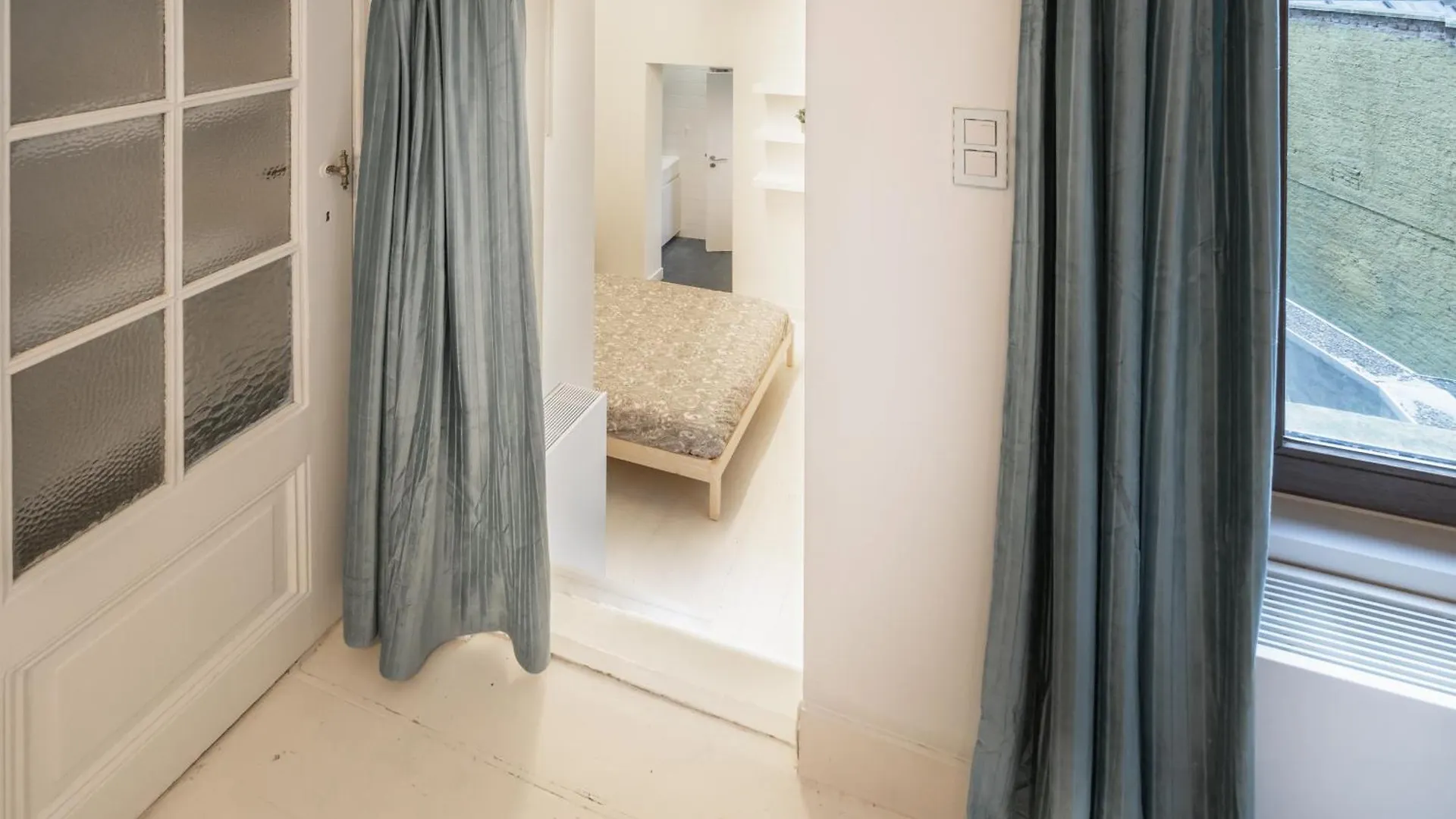 Apartment Charming Nationale Street Residence Antwerp Belgium