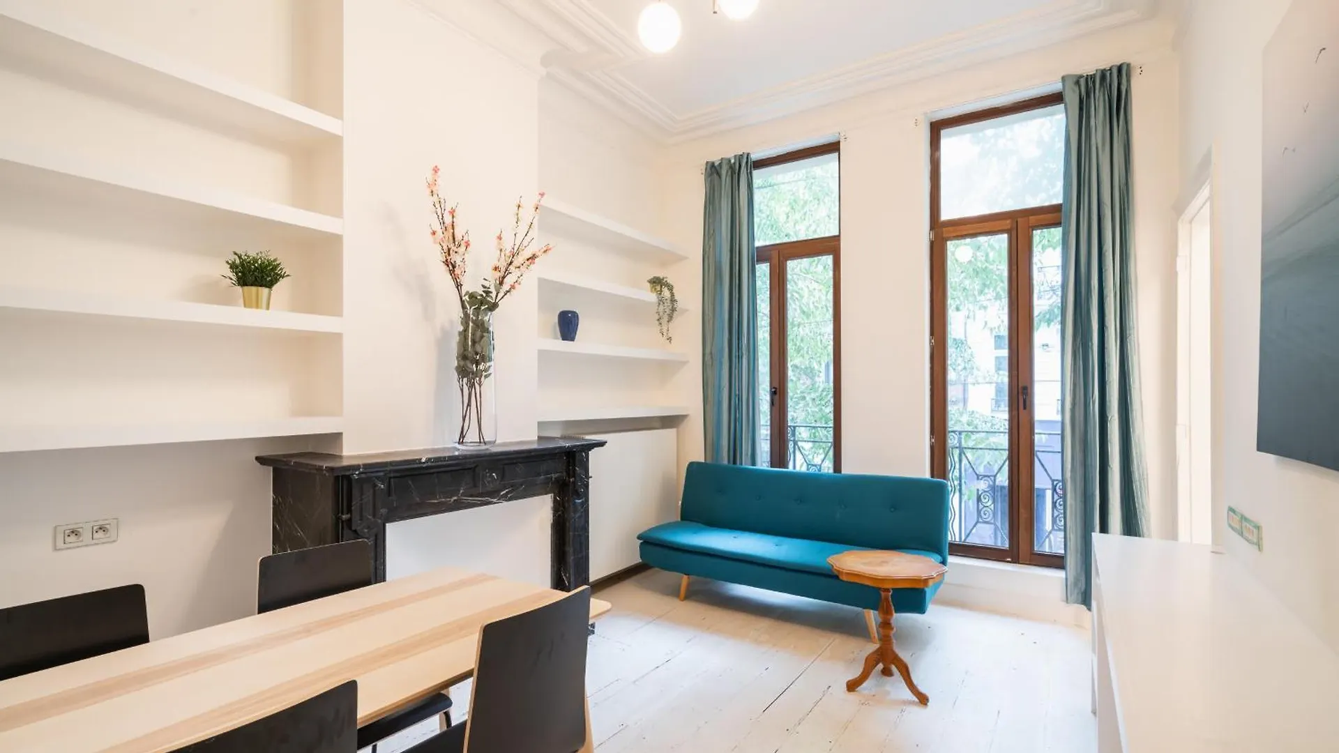 Charming Nationale Street Residence Antwerp Belgium